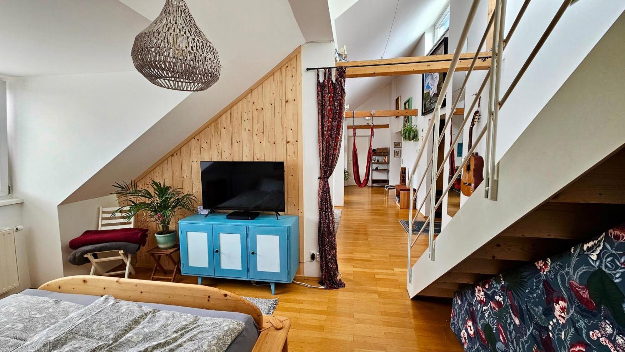 Stadtoase Mit Traumhaftem Ausblick Linz Bagian luar foto